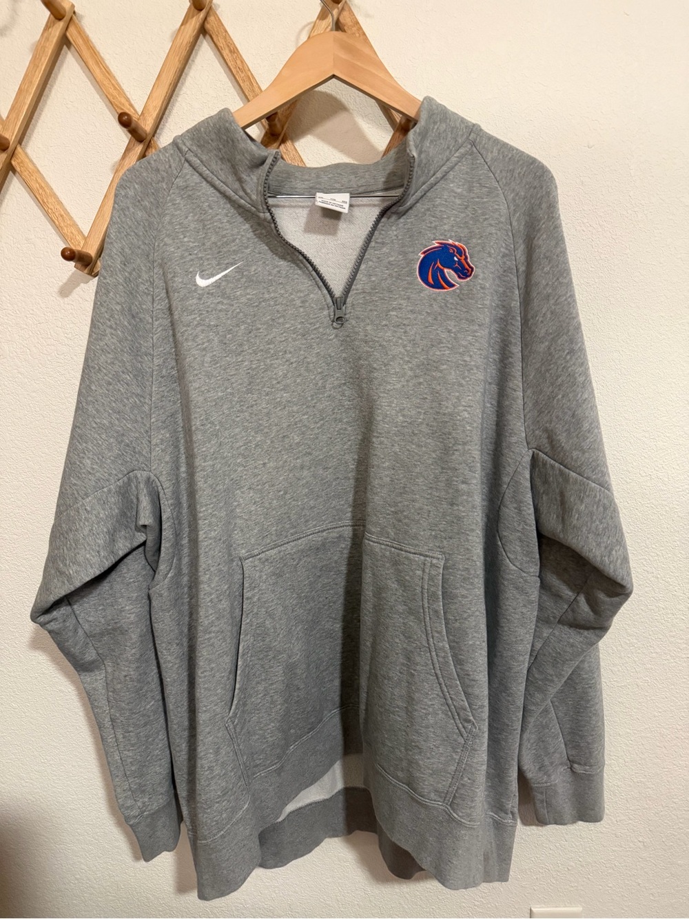 Nike Boise State Broncos Men's Gray Quarter-Zip Hoodie